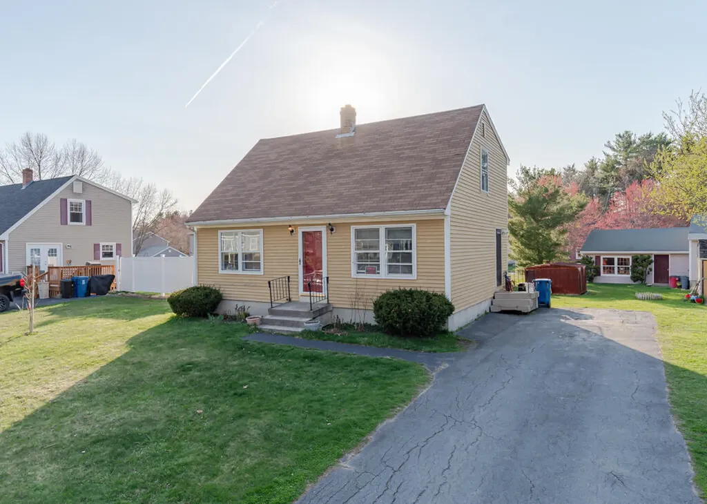 52 Epping Street Portland ME 04103