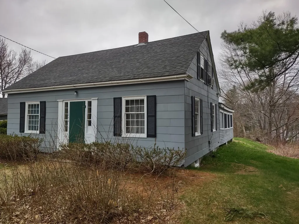 1254 Surry Road Surry ME 04684