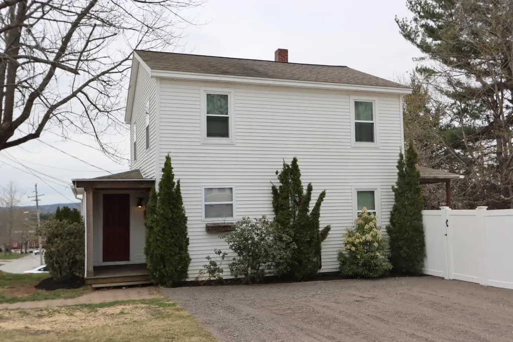 46 Scribner Boulevard Lewiston ME 04240