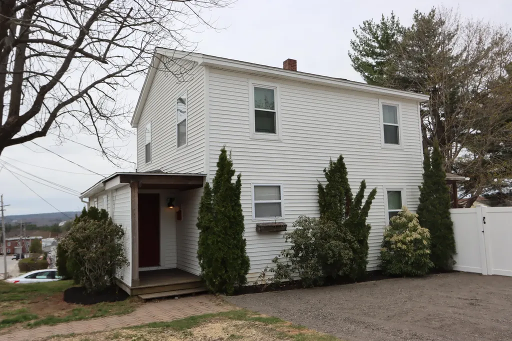 46 Scribner Boulevard Lewiston ME 04240