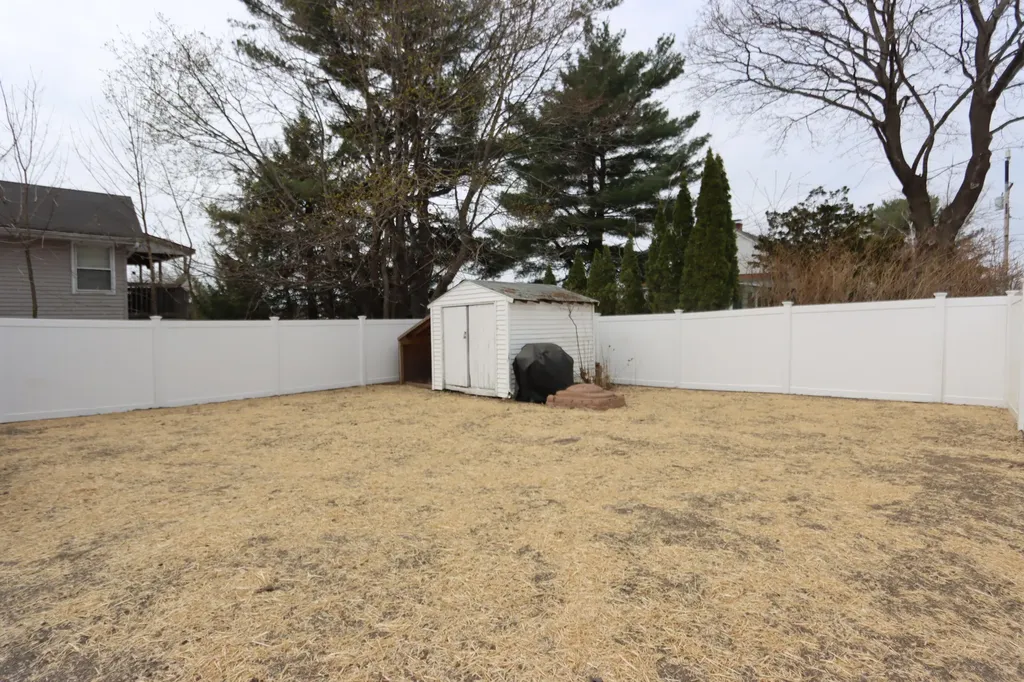 46 Scribner Boulevard Lewiston ME 04240