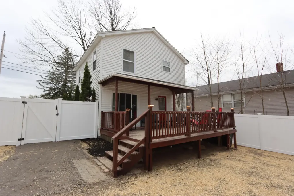 46 Scribner Boulevard Lewiston ME 04240