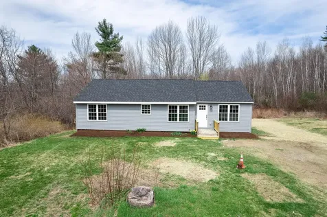 25 Old County Road Winterport ME 04496
