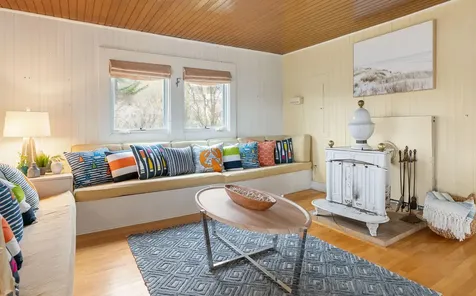 835 Seashore Avenue Portland ME 04108