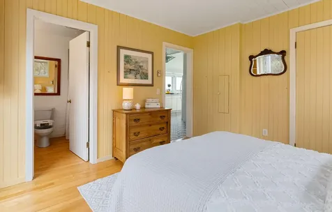 835 Seashore Avenue Portland ME 04108