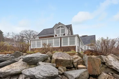 835 Seashore Avenue Portland ME 04108