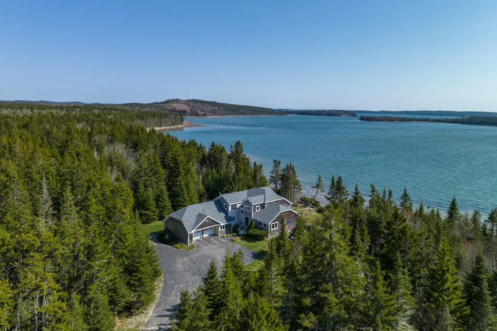 224 Great Cove Road Roque Bluffs ME 04654