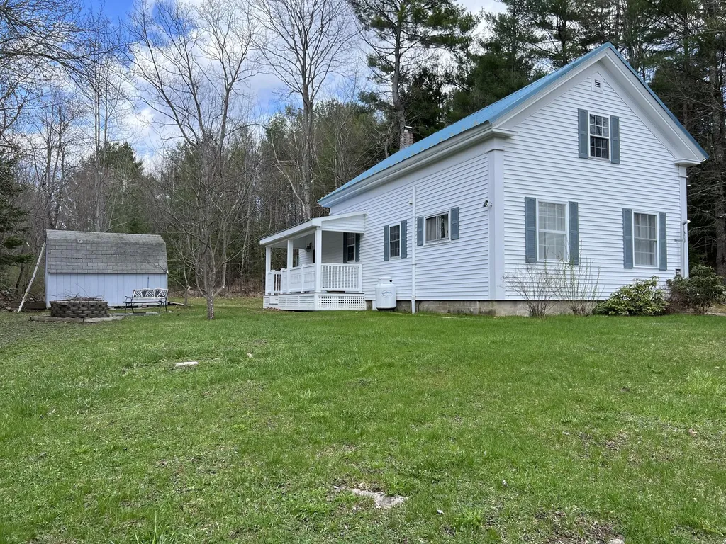 1600 Pownal Road Auburn ME 04210