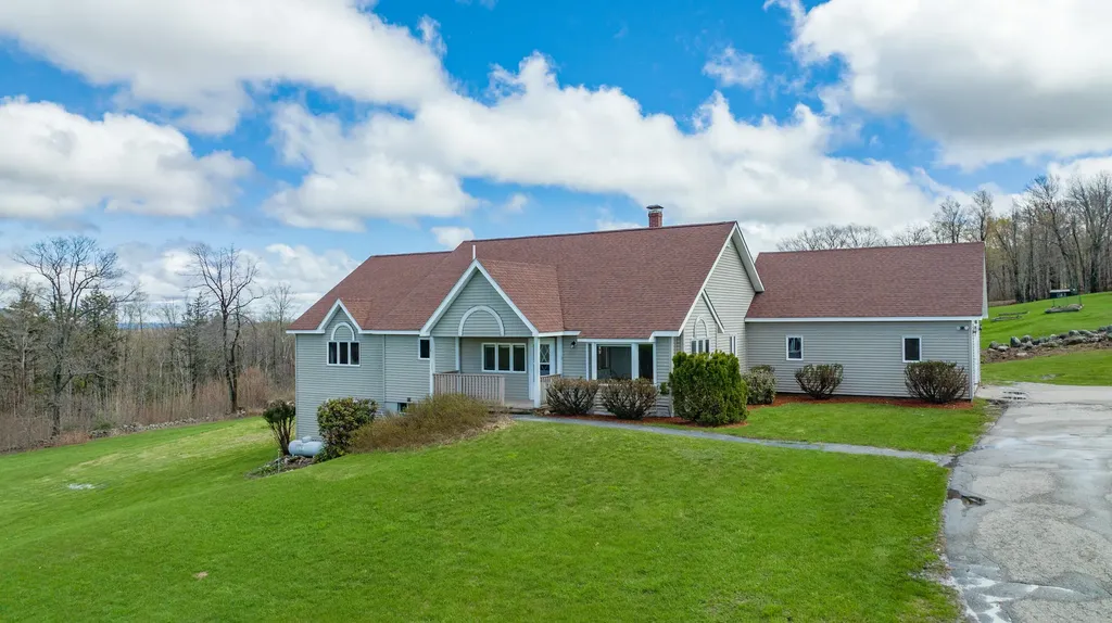 88 Orchard Road Sebago ME 04029