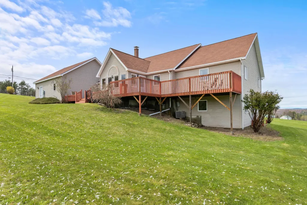 88 Orchard Road Sebago ME 04029