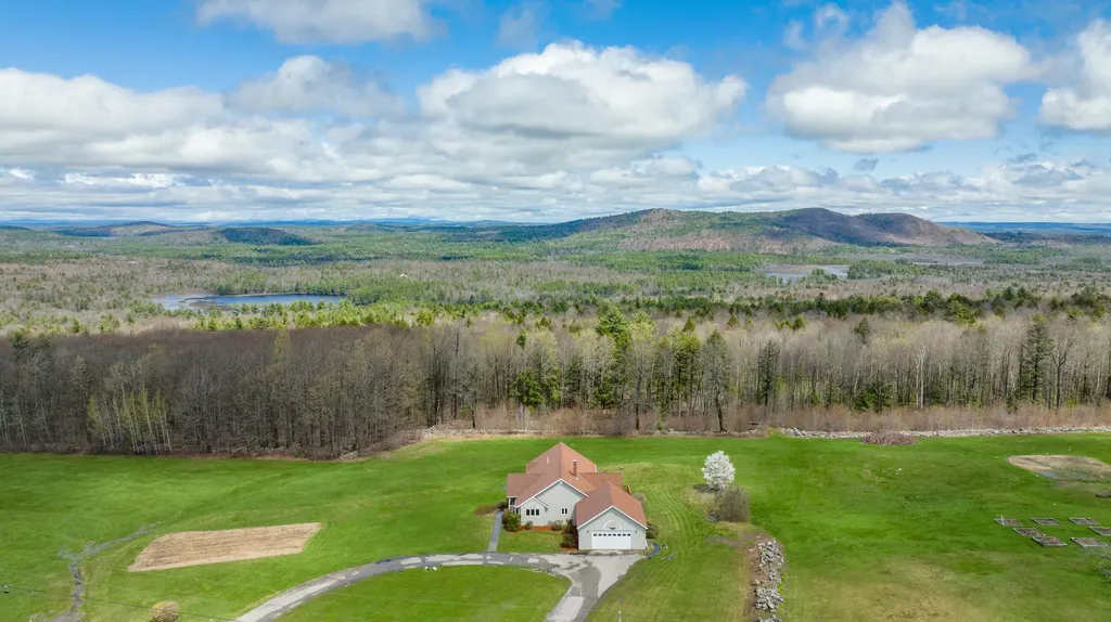 88 Orchard Road Sebago ME 04029