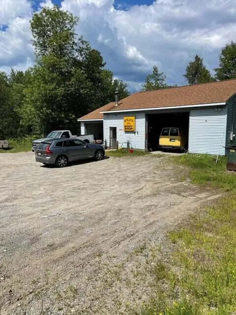 885 Lewiston Road West Gardiner ME 04345