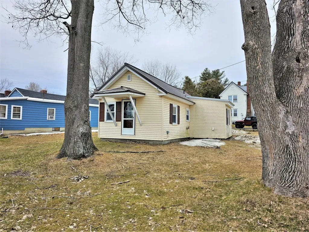 6 Broad Street Waterville ME 04901