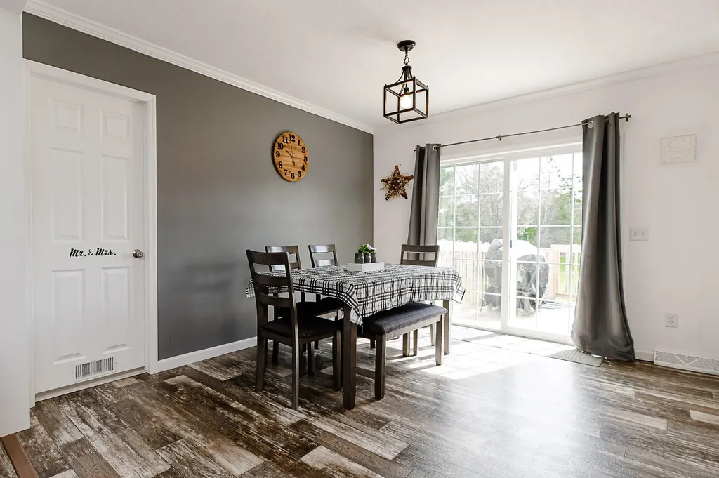 1565 Hill Road Canaan ME 04924