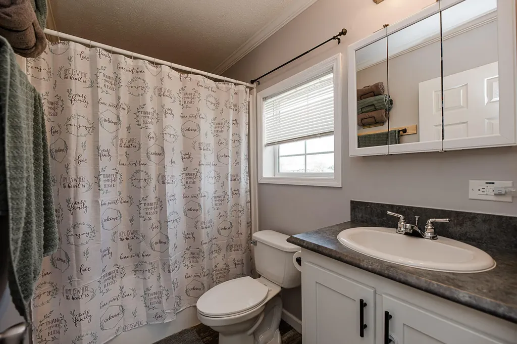 1565 Hill Road Canaan ME 04924