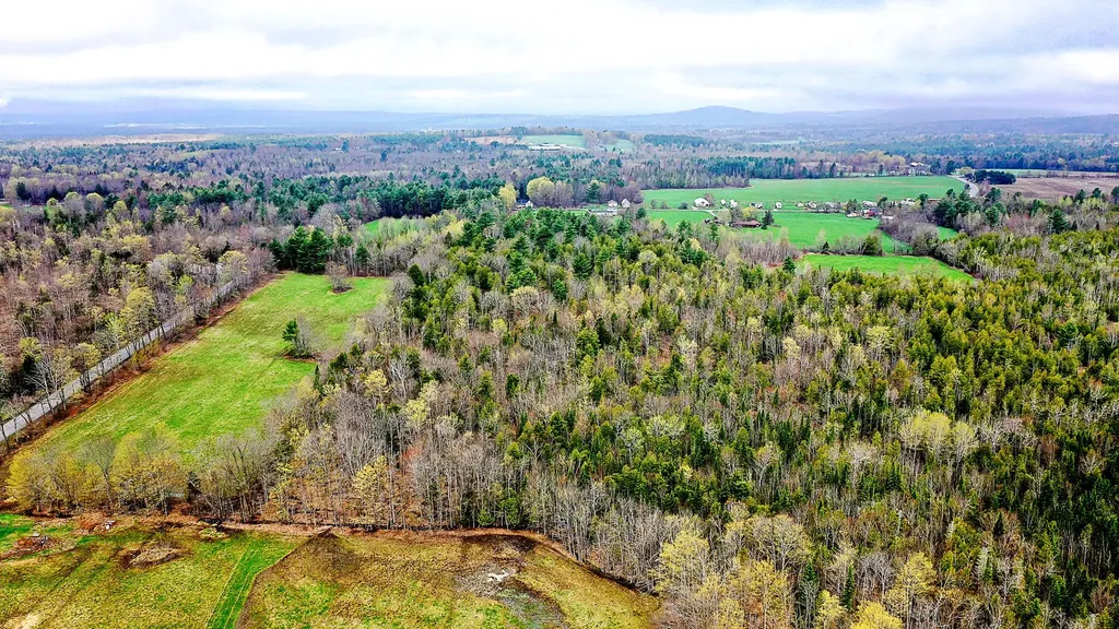 1565 Hill Road Canaan ME 04924