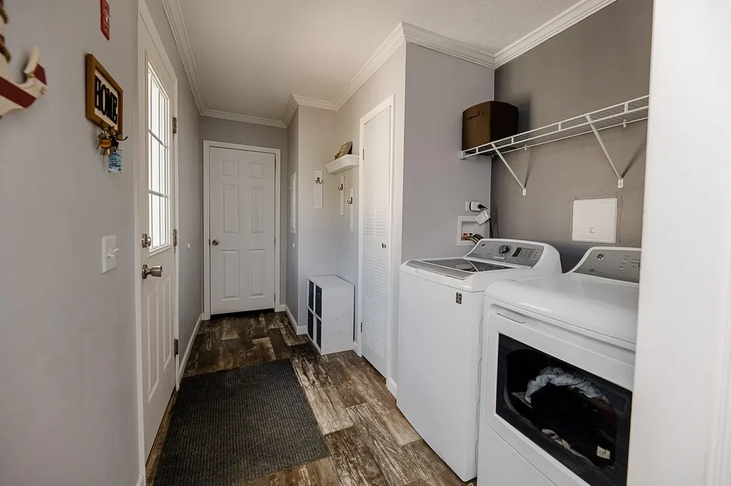 1565 Hill Road Canaan ME 04924
