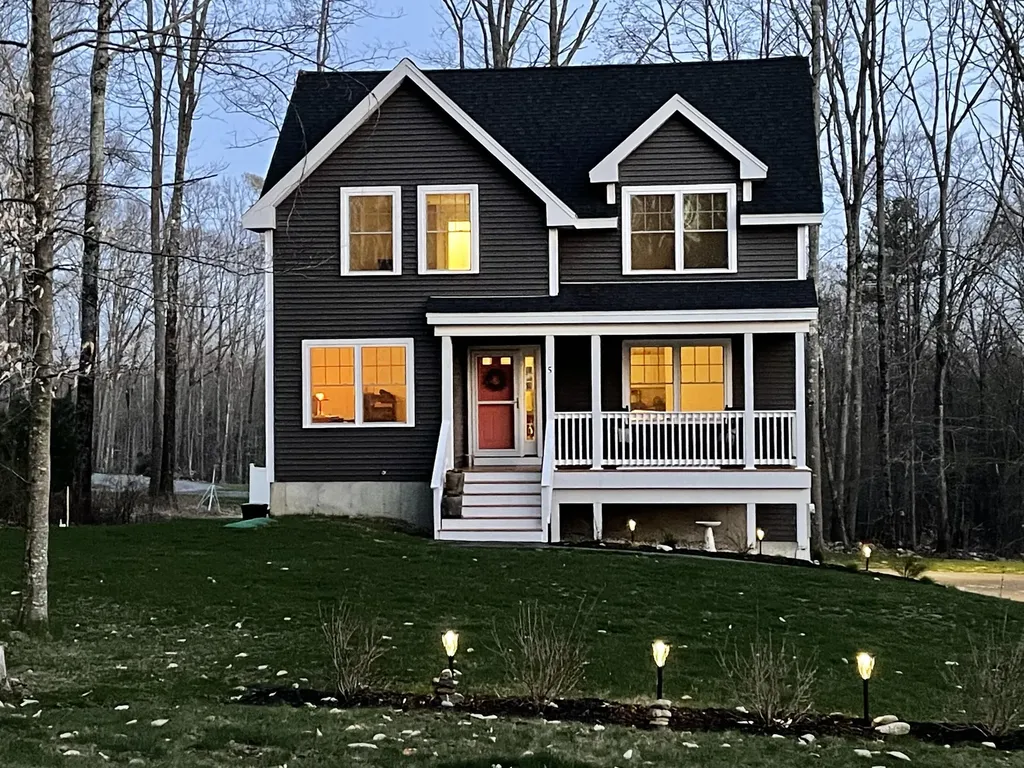 5 Deer Ridge Lane Kittery ME 03904