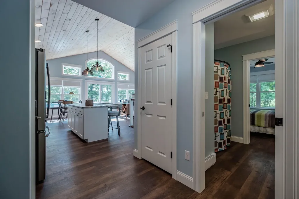 19 Ashley Way Raymond ME 04071