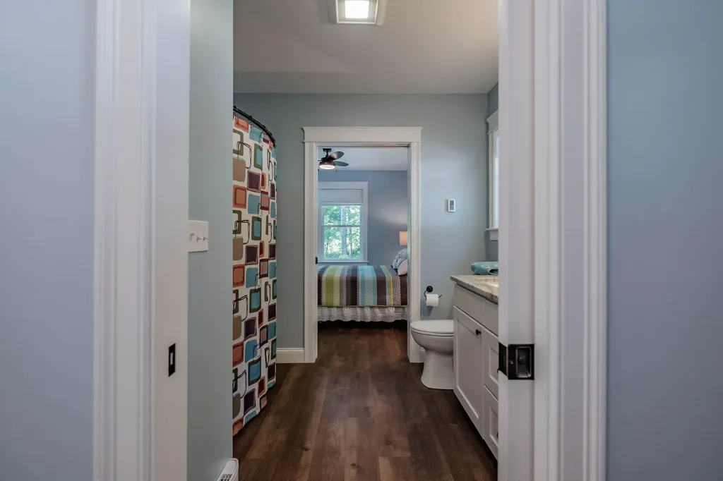 19 Ashley Way Raymond ME 04071