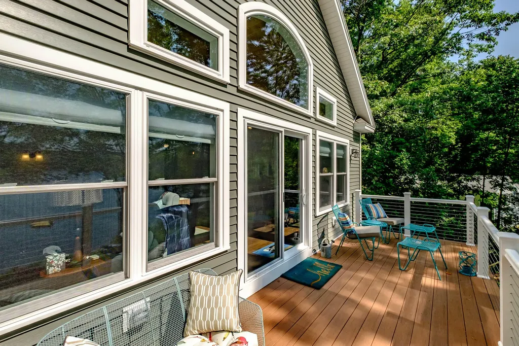 19 Ashley Way Raymond ME 04071