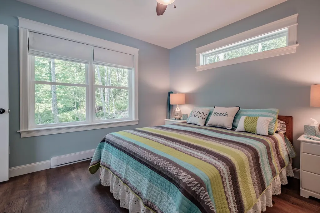 19 Ashley Way Raymond ME 04071