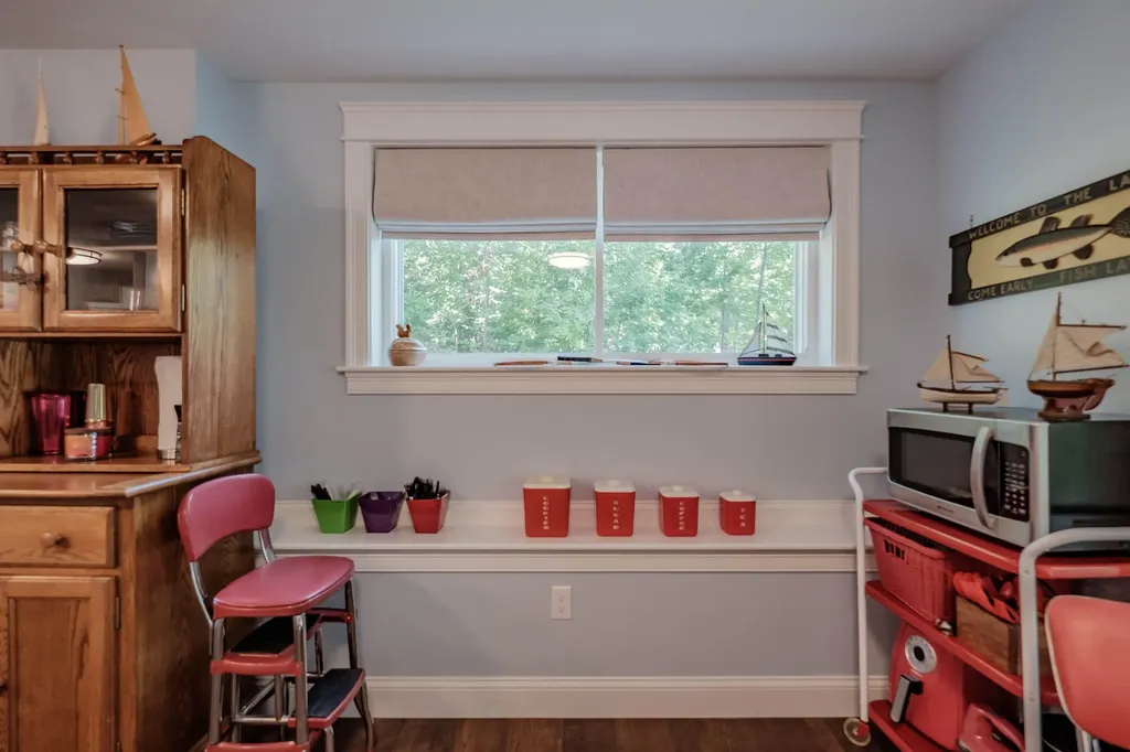 19 Ashley Way Raymond ME 04071
