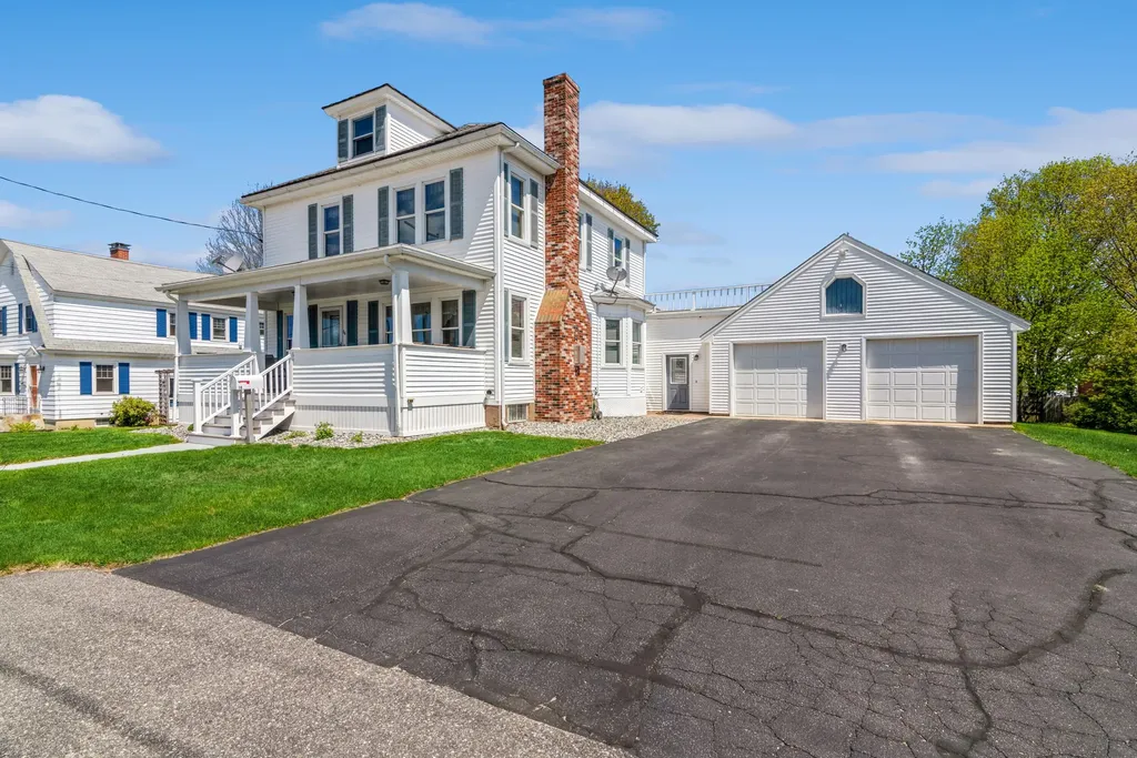 16 Amherst Street Biddeford ME 04005