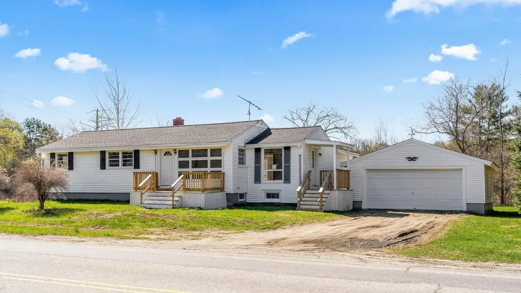 58 Old Winthrop Road Augusta ME 04330