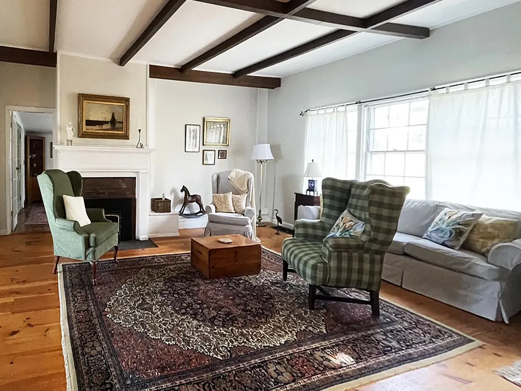65 Bristol Road Damariscotta ME 04543