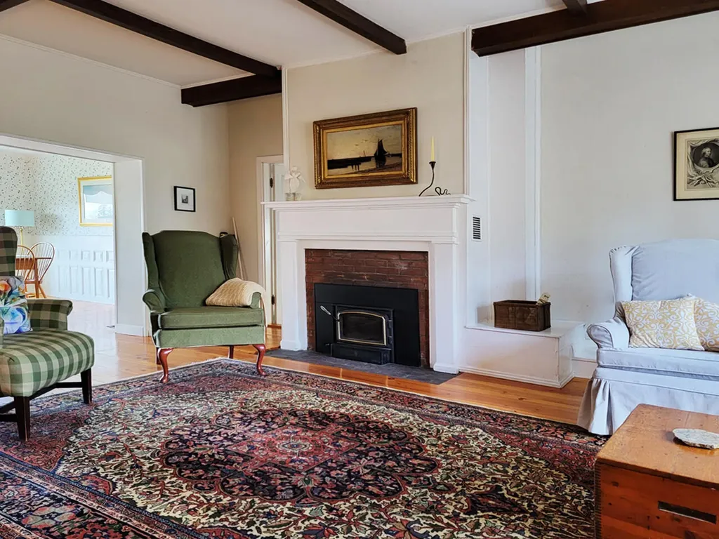 65 Bristol Road Damariscotta ME 04543