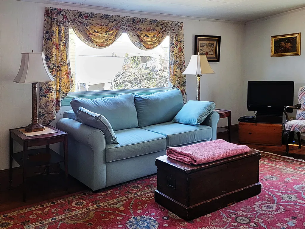 65 Bristol Road Damariscotta ME 04543