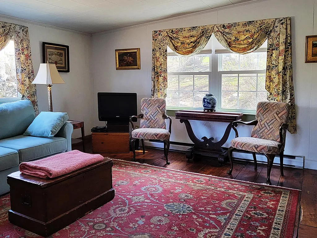 65 Bristol Road Damariscotta ME 04543