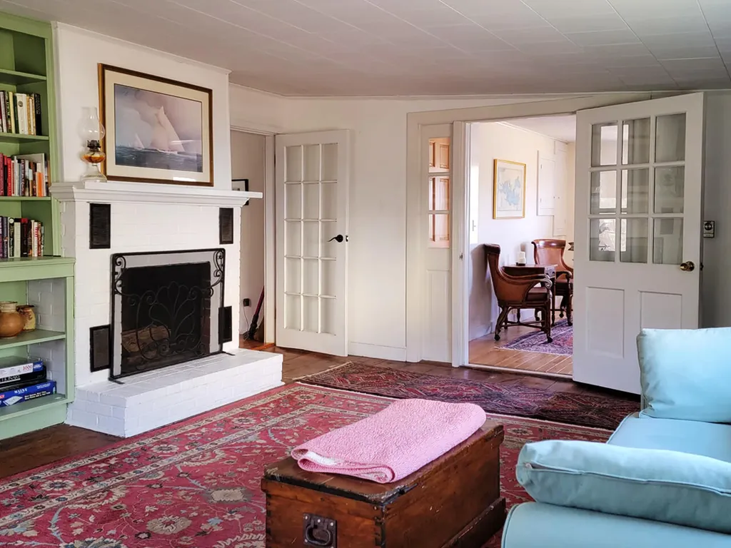 65 Bristol Road Damariscotta ME 04543