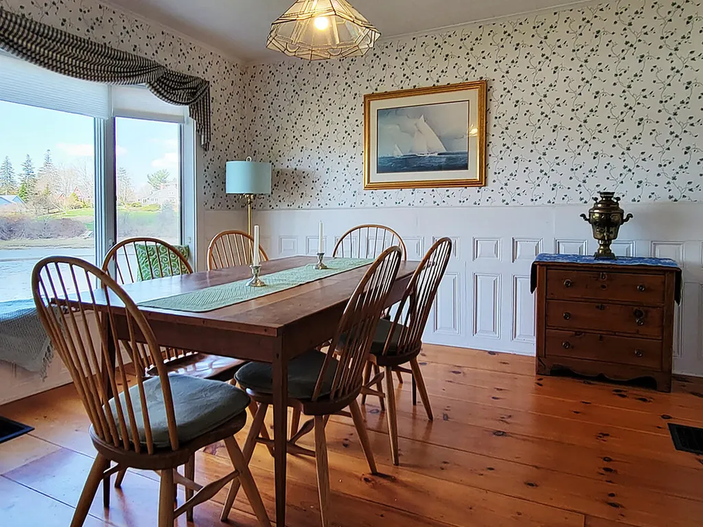 65 Bristol Road Damariscotta ME 04543