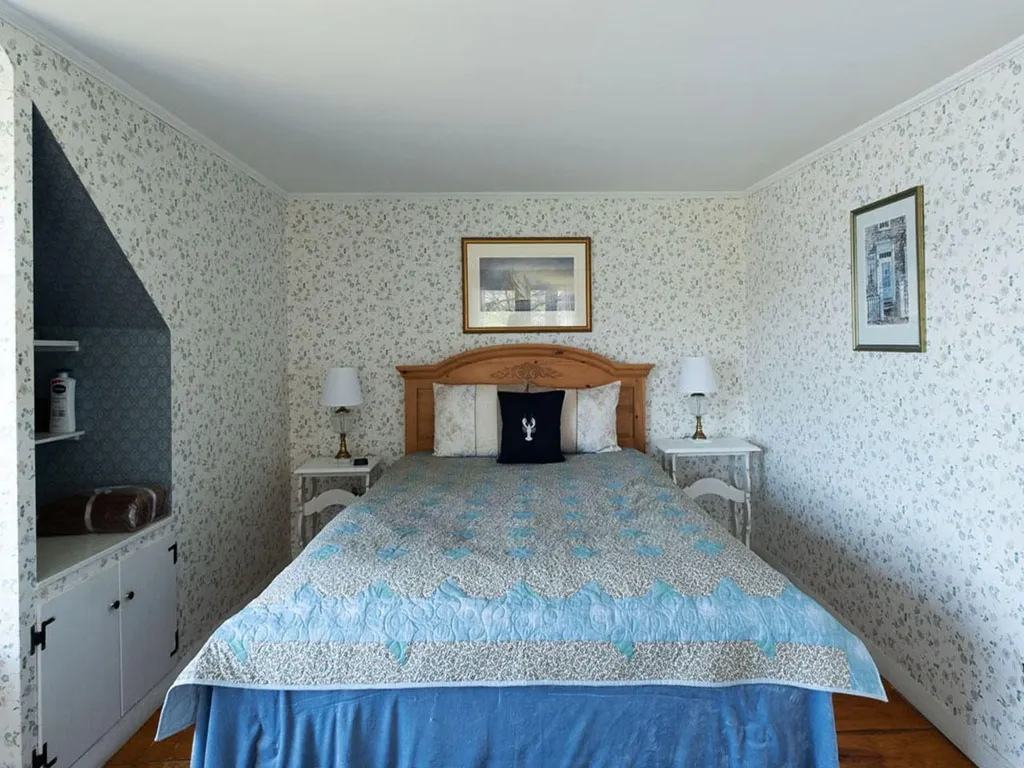 65 Bristol Road Damariscotta ME 04543