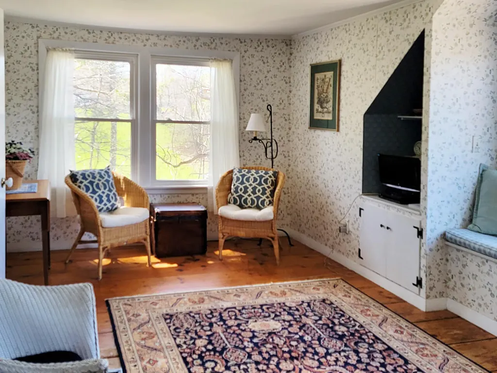 65 Bristol Road Damariscotta ME 04543