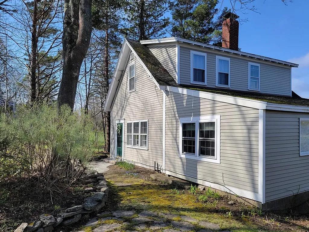 65 Bristol Road Damariscotta ME 04543
