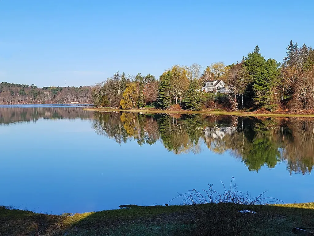 65 Bristol Road Damariscotta ME 04543