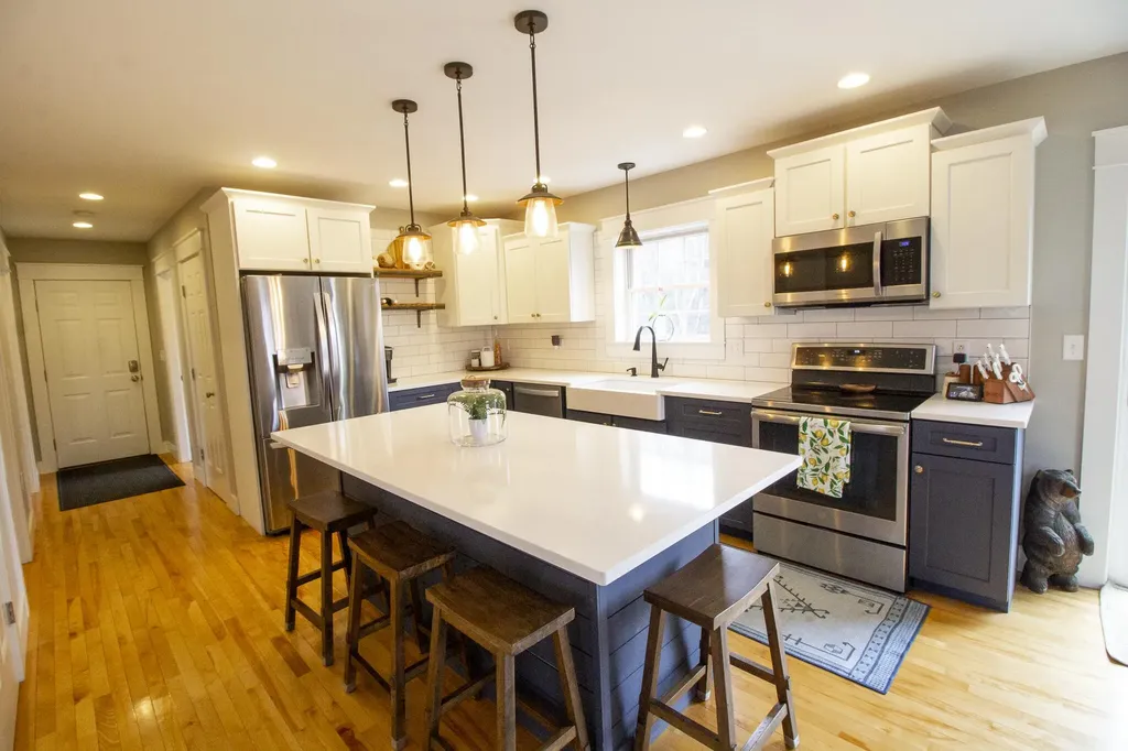34 Virginia Lane Bangor ME 04401