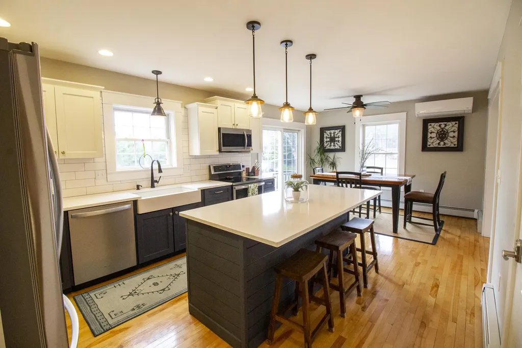 34 Virginia Lane Bangor ME 04401