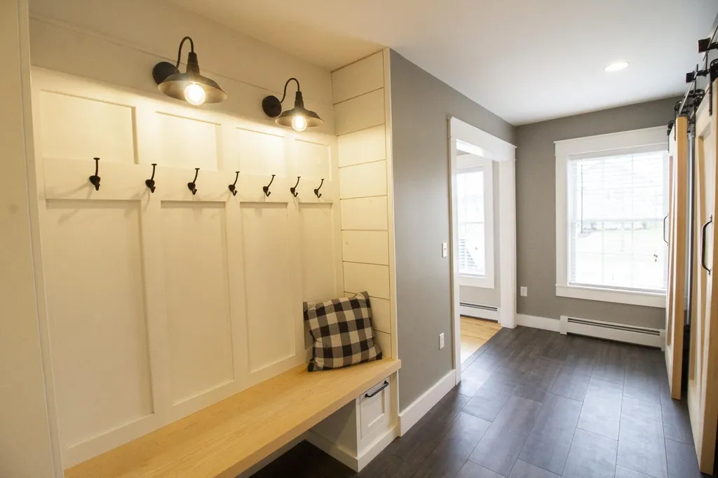 34 Virginia Lane Bangor ME 04401