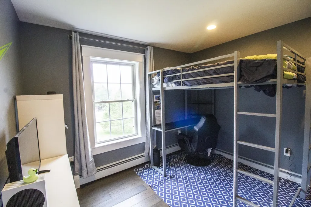 34 Virginia Lane Bangor ME 04401