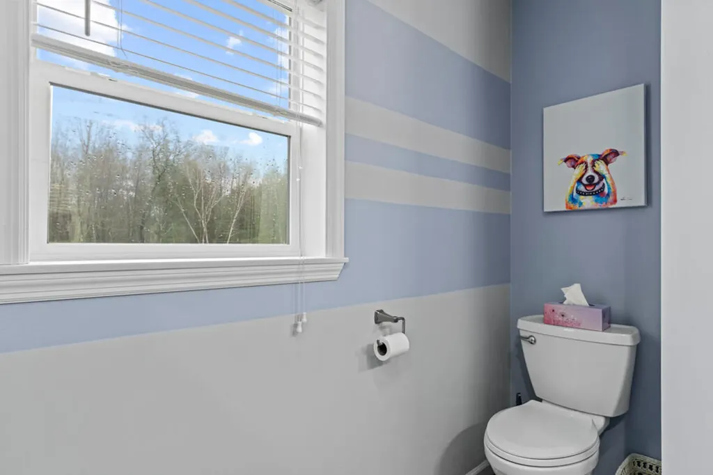 63 Allen Road Pownal ME 04069