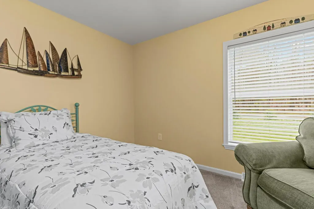 63 Allen Road Pownal ME 04069