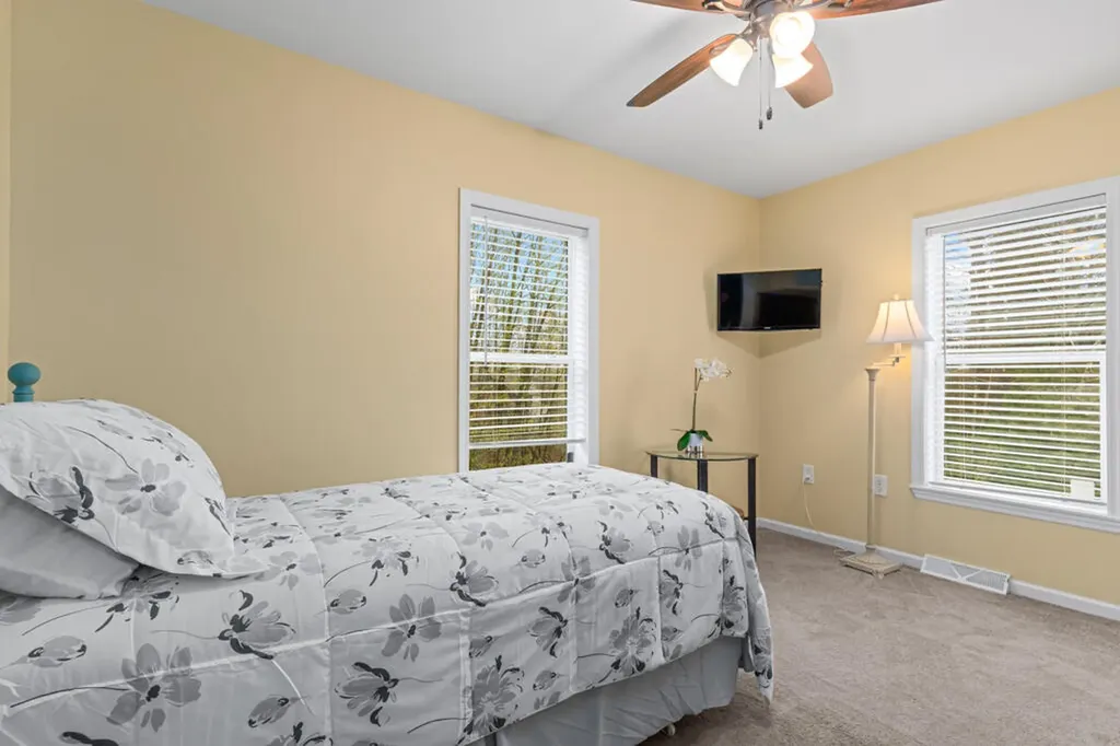 63 Allen Road Pownal ME 04069