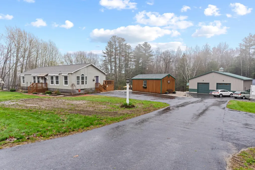 63 Allen Road Pownal ME 04069