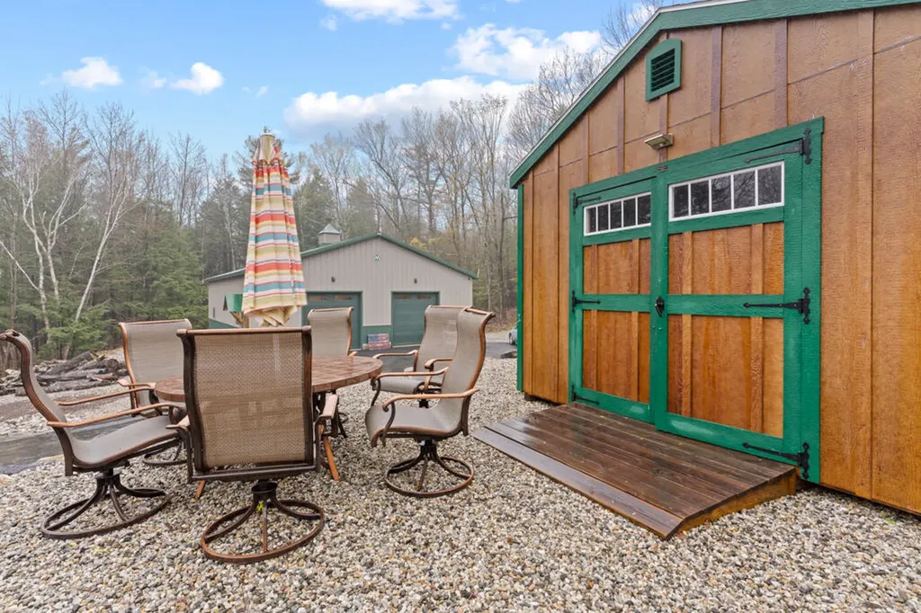 63 Allen Road Pownal ME 04069