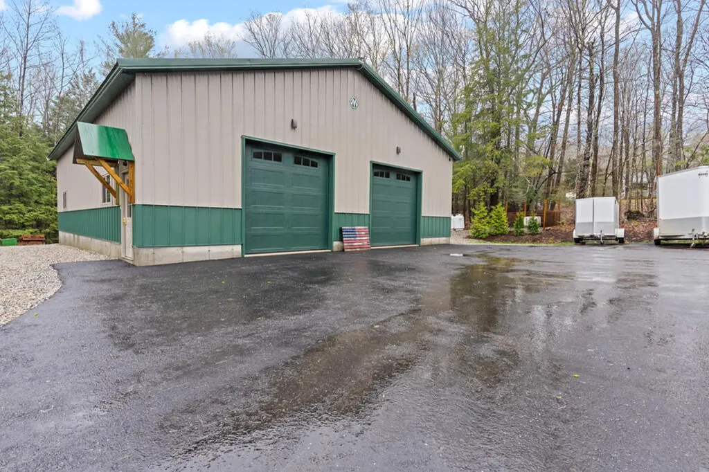 63 Allen Road Pownal ME 04069