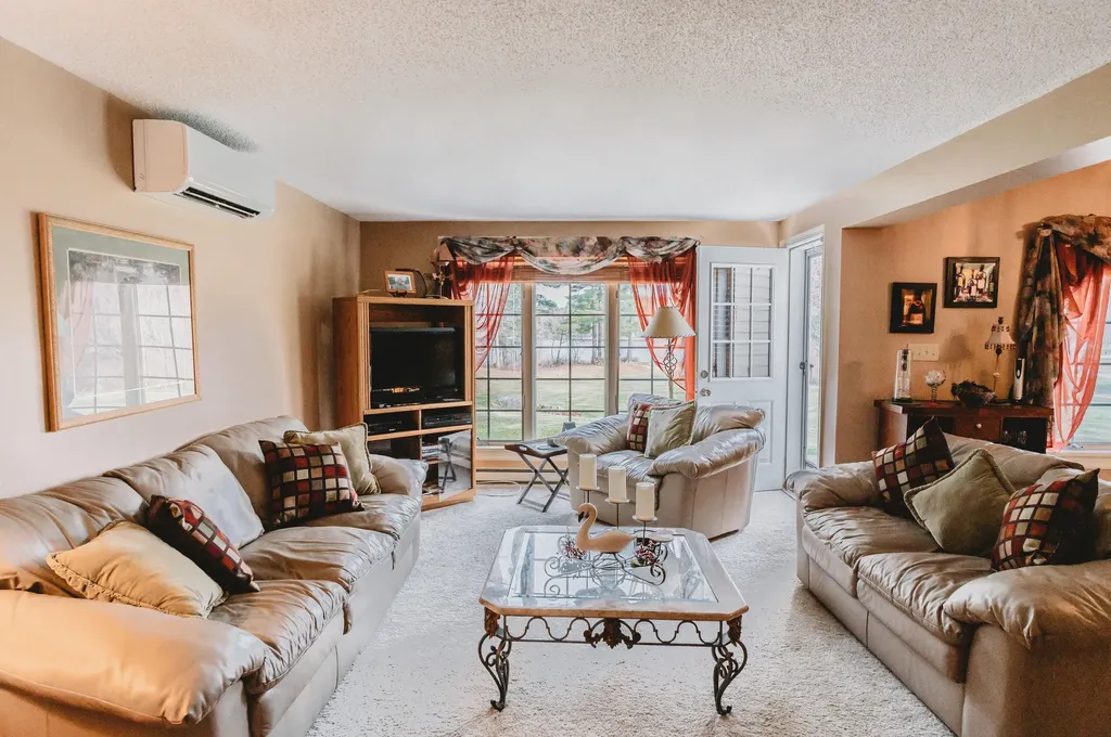 5 Peony Court Naples ME 04055